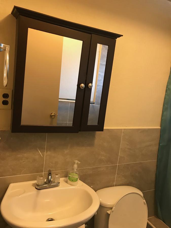 1 Bedroom / 1 Bath . Private Apt. Free Wifi, Interent & Parking Sinajana Екстер'єр фото